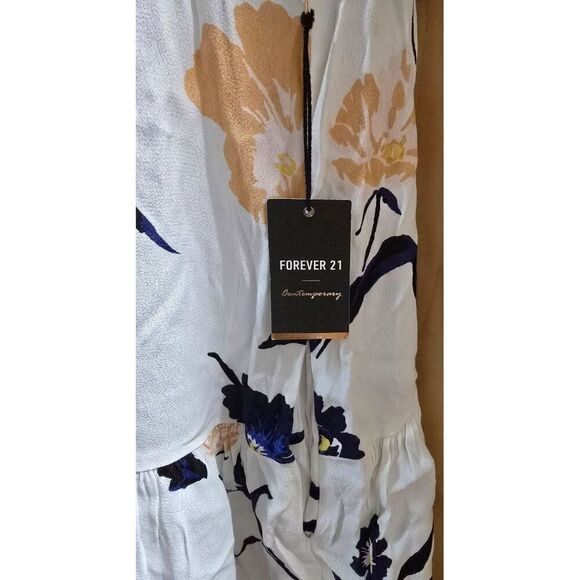 Forever 21 Floral Sleeveless Button-Front Dress With Tiered Skirt & Tie Neckline - Picture 7 of 9